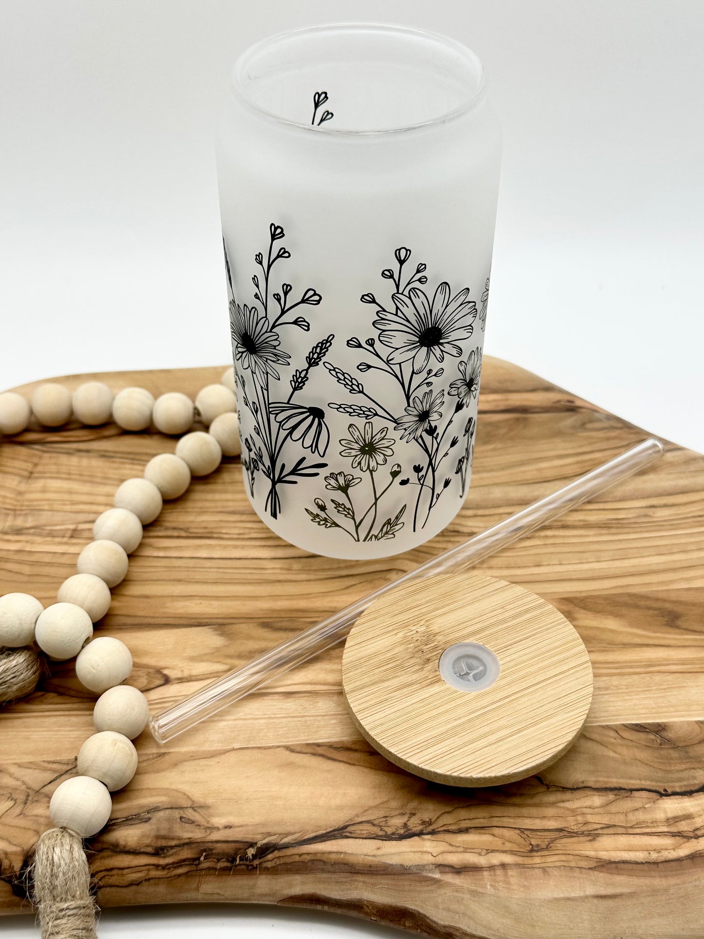 16oz Daisy Frosted Glass Can