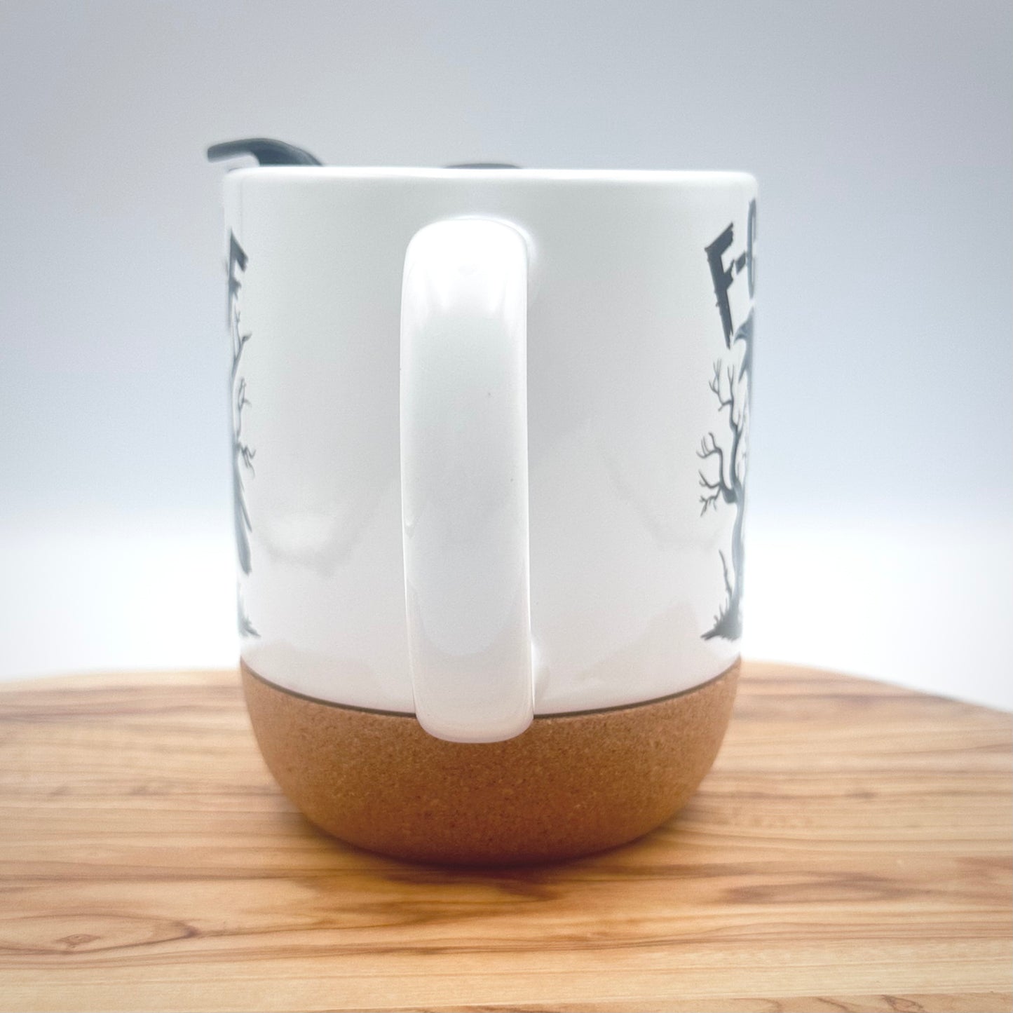 15oz Raven Skull Coffee Mug with Cork Bottom and Lid