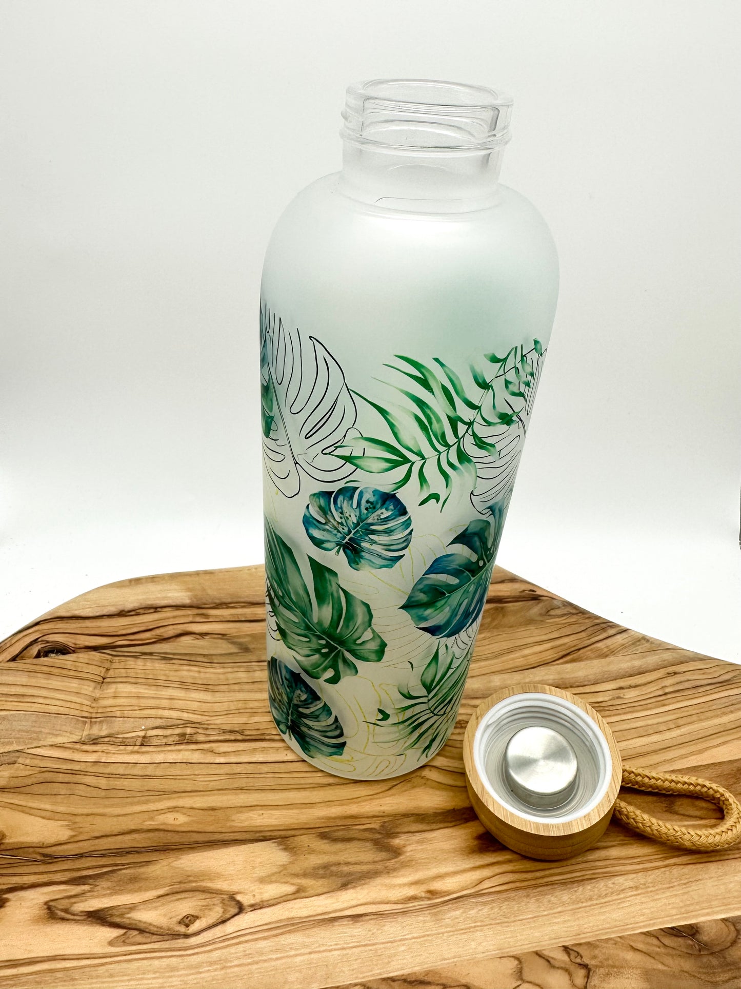 Monstera Leaf Glass Water Bottle