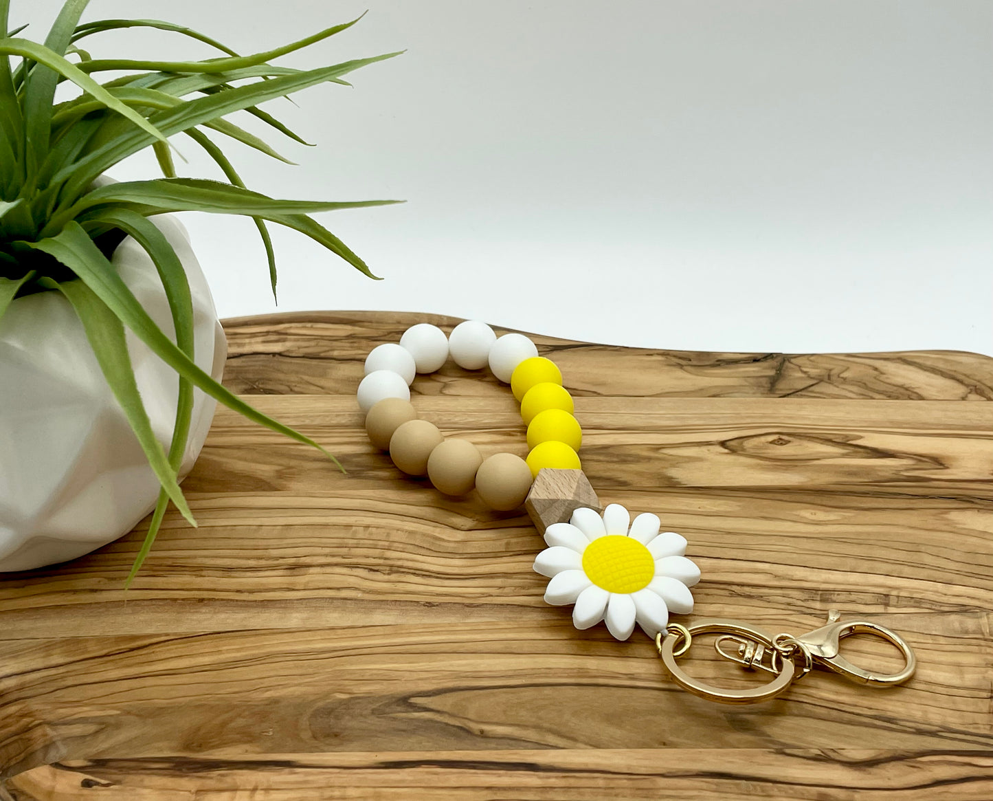 Sunflower and Daisy Wristlet Keychains