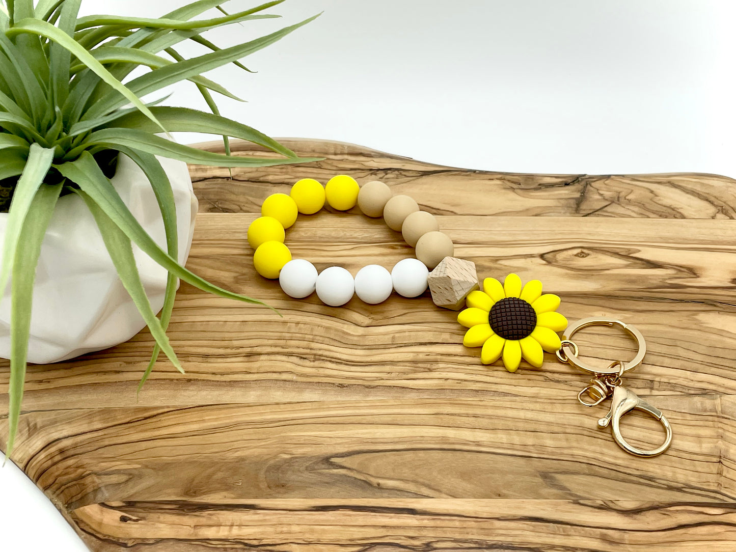 Sunflower and Daisy Wristlet Keychains