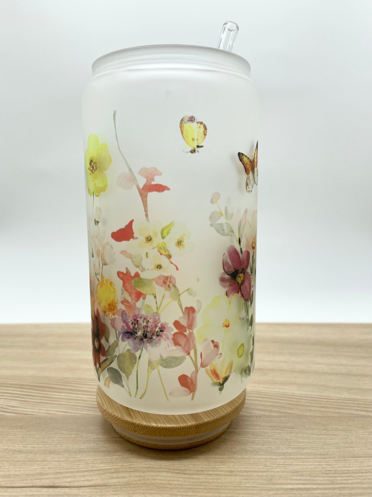 Wildflower 18oz Frosted Glass Can with Bamboo Lid and Straw